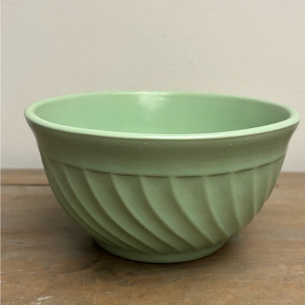 Vintage Fioriware Swirl Mixing Bowl, Zanesville OH Pottery Mint Green